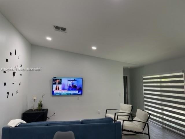 6396 Royal Woods Dr #6396 - Photo 2 of 13