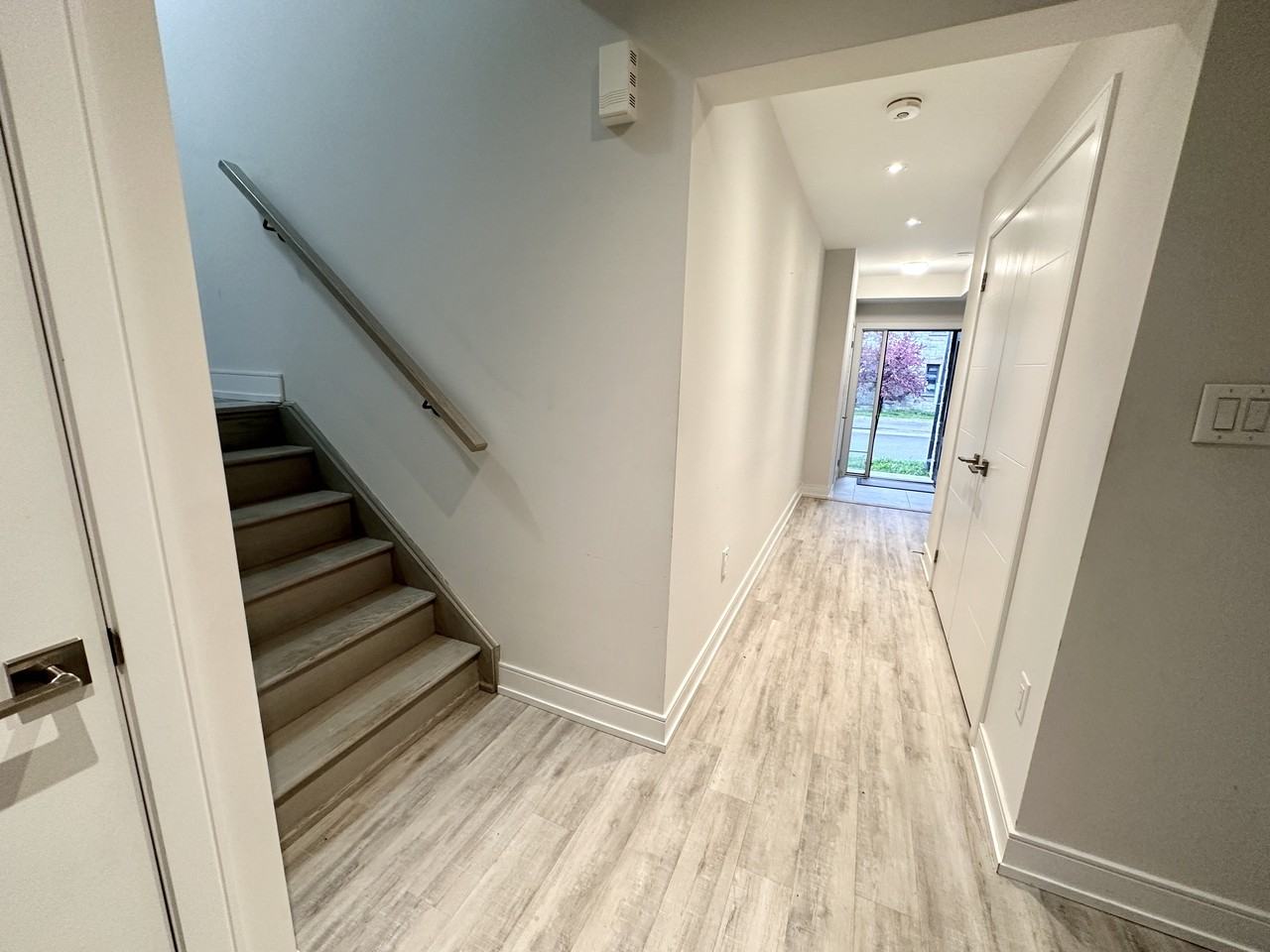 562 Rapids Lane - Photo 2 of 15