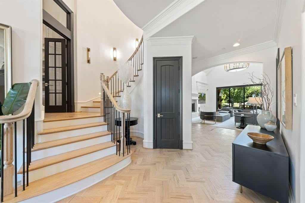 2 Terrabella Ln - Photo 4 of 40