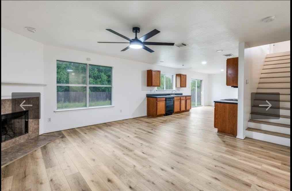 925 Blue Sky Dr - Photo 4 of 12