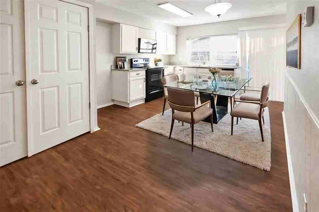 6400 Pine St - Photo 2 of 14