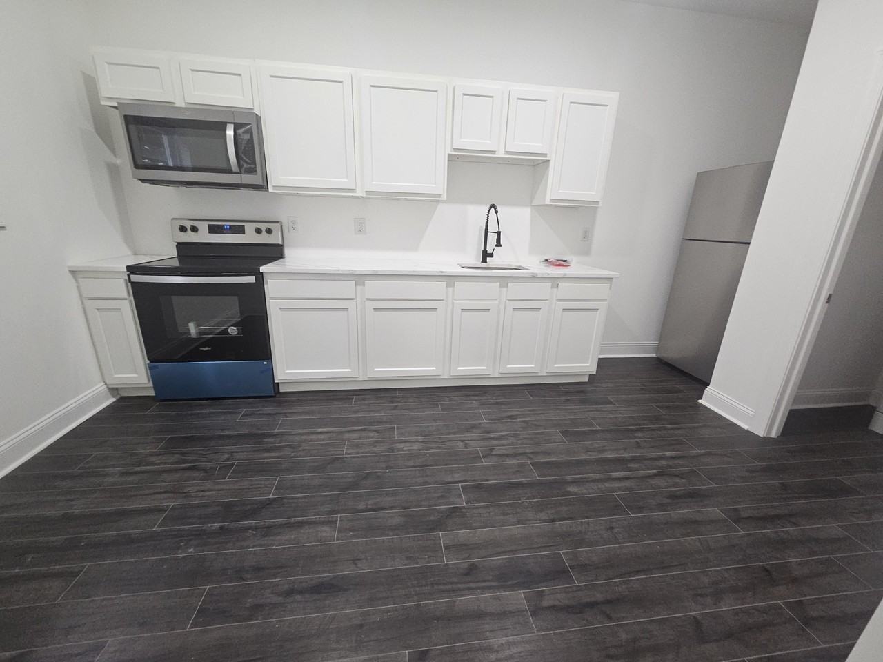 N Broom St - Photo 2 of 13