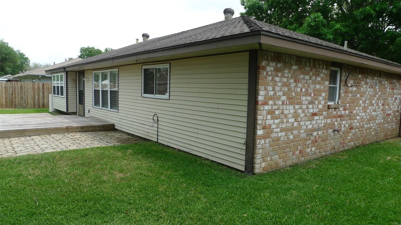 14122 Bateau Dr - Photo 4 of 24