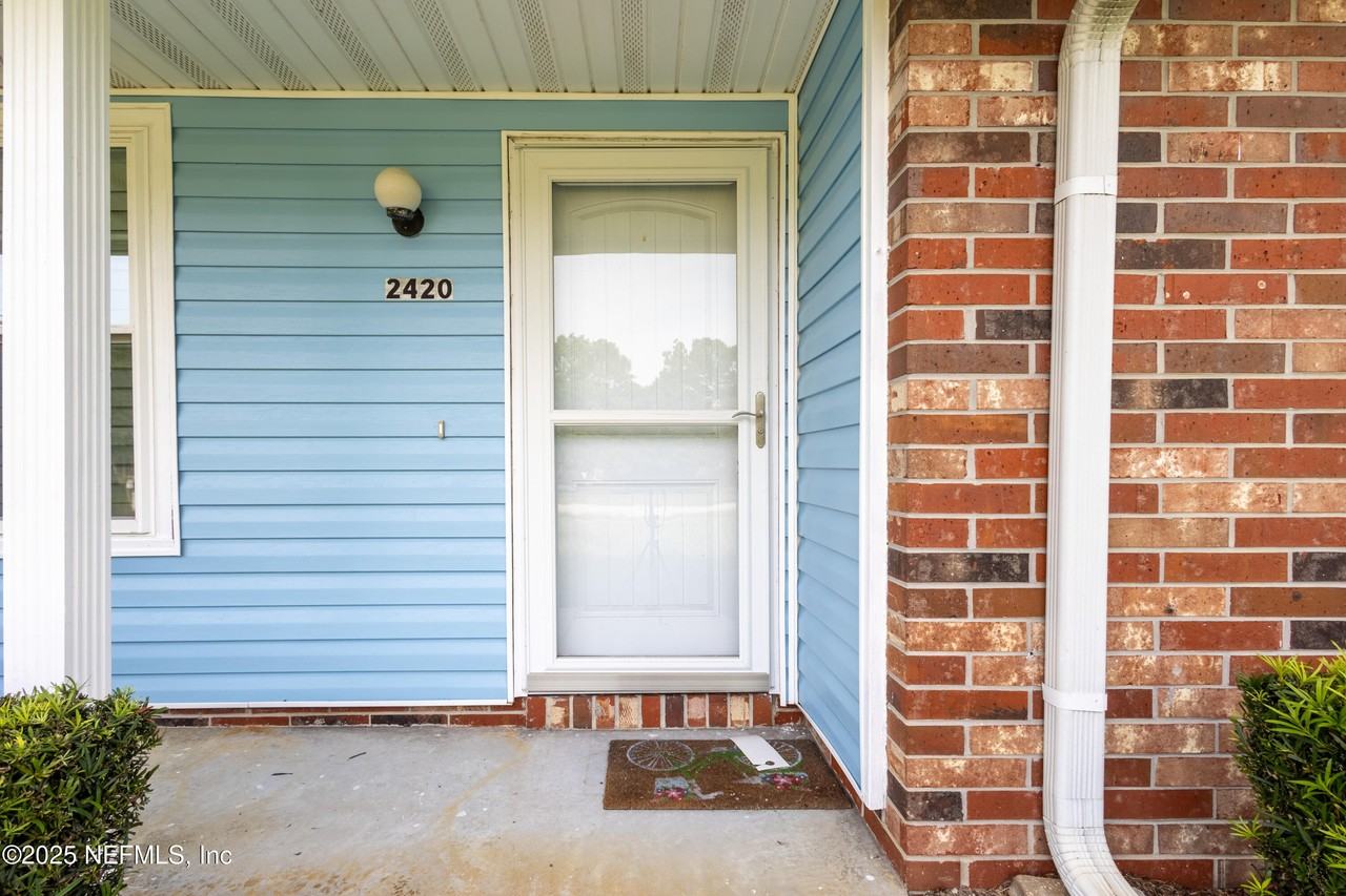 2420 Blackbeard Dr - Photo 5 of 30