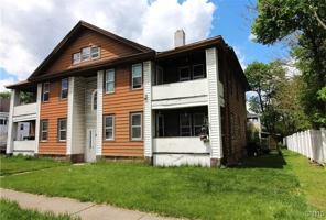 featured image of 601 Court St ## 603