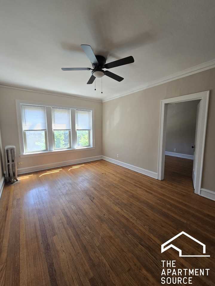 4318 N Spaulding Ave #2 - Photo 2 of 9