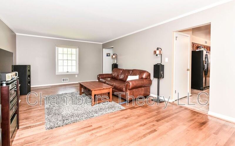 8504 Shadeway Pl - Photo 7 of 43