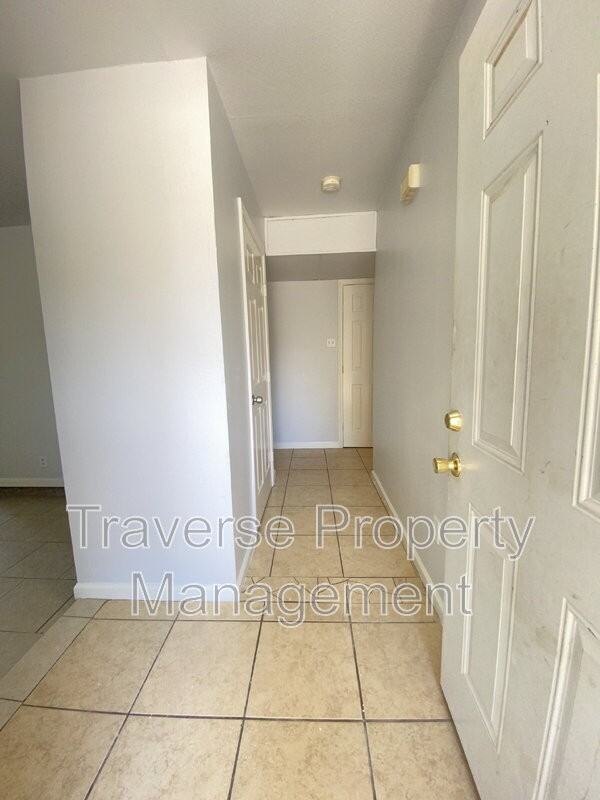 6810 Trail Lake Dr #B - Photo 2 of 17