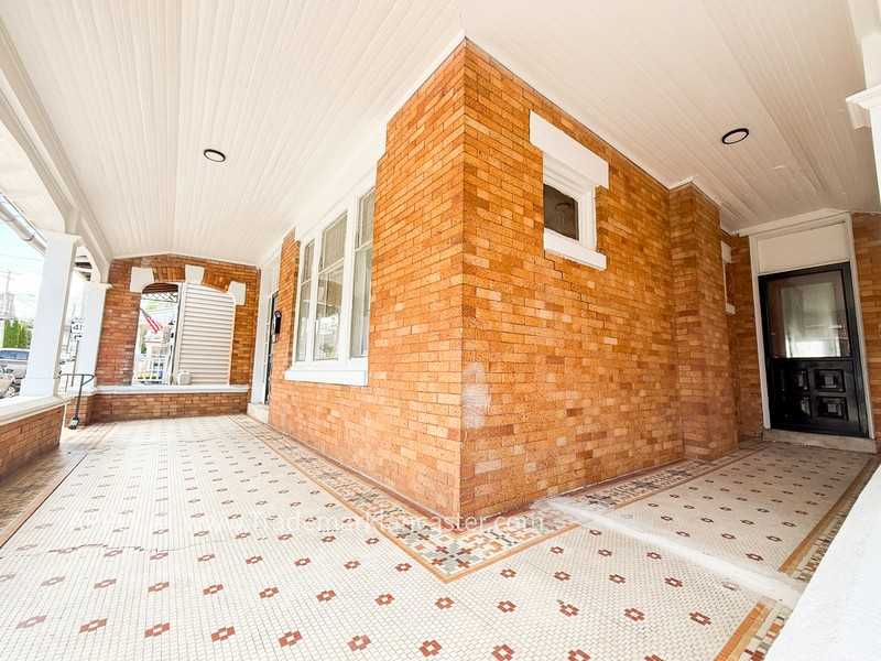 217 W High St - Photo 2 of 28