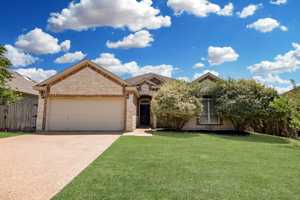 featured image of 1013 Canyon Ridge Dr