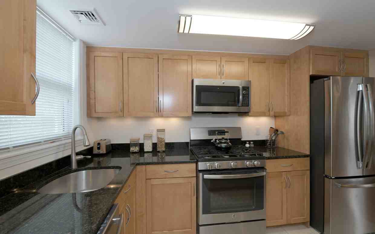 209 Independence Dr #I209 - Photo 3 of 8