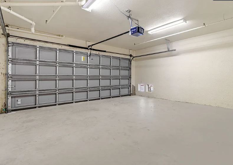 10081 Lake Cove Dr #302 - Photo 6 of 25