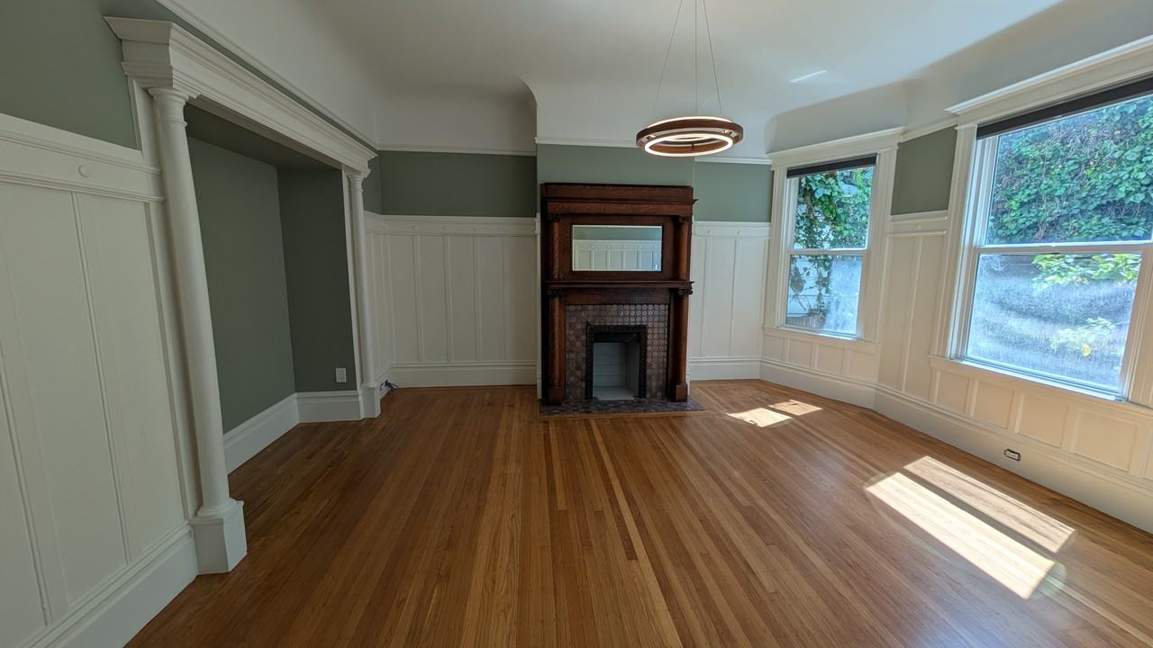 146 Guerrero St #1 - Photo 2 of 24