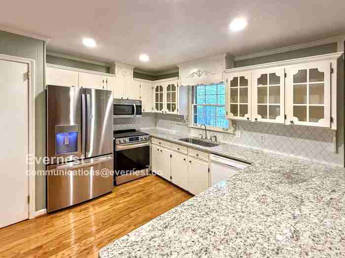 2723 Acton Rd - Photo 2 of 24