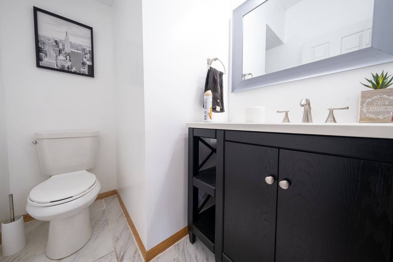 710 Village Pkwy #1 - Photo 6 of 28