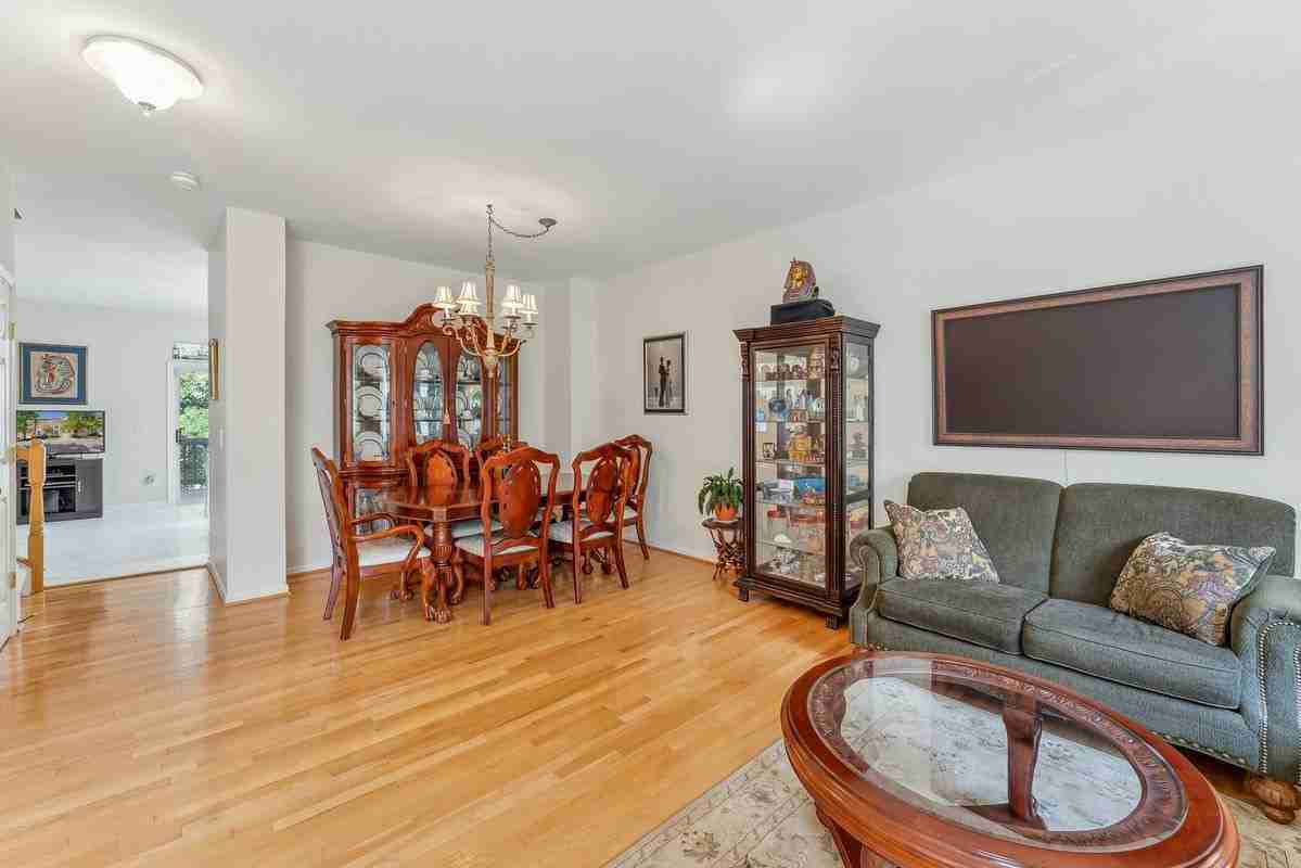 11450 Abner Ave - Photo 3 of 23