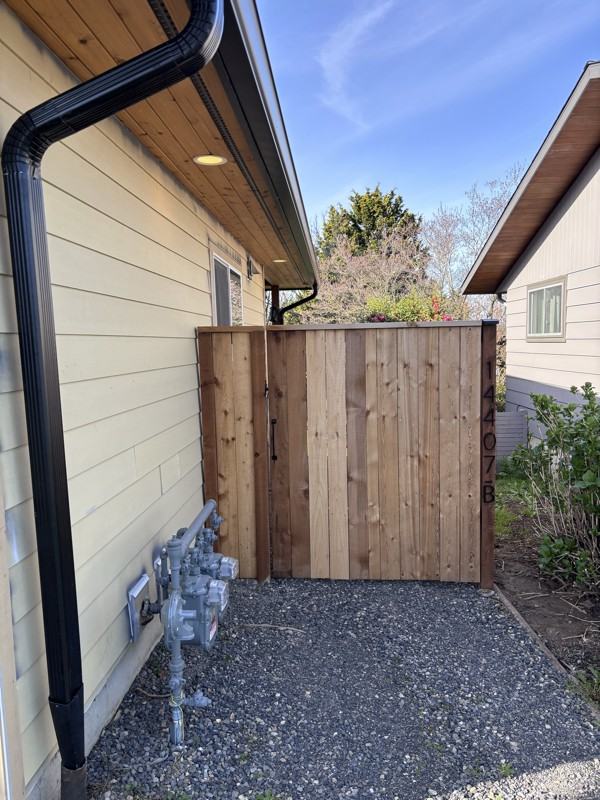 14407 Ne Fremont St - Photo 2 of 16