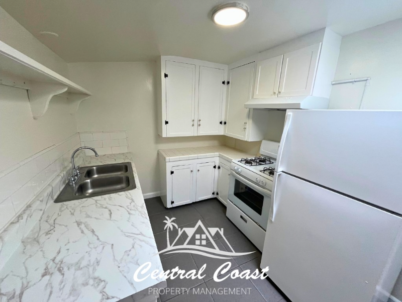 0 W Jones St - Photo 3 of 13