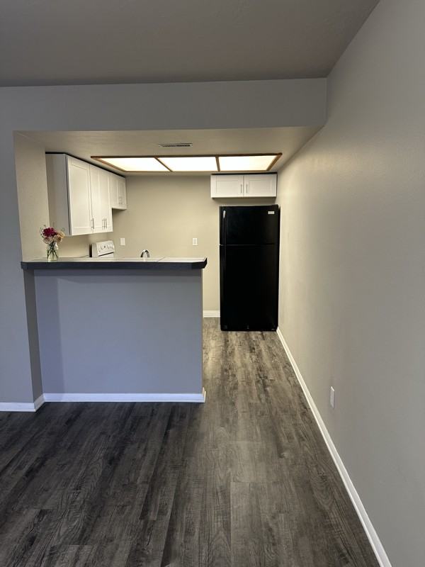 124 S Rockrimmon Blvd - Photo 3 of 15