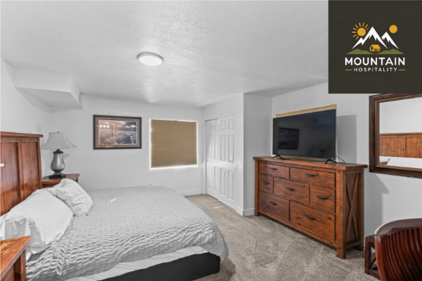 1869 West Dale Ridge Avenue - Photo 4 of 17