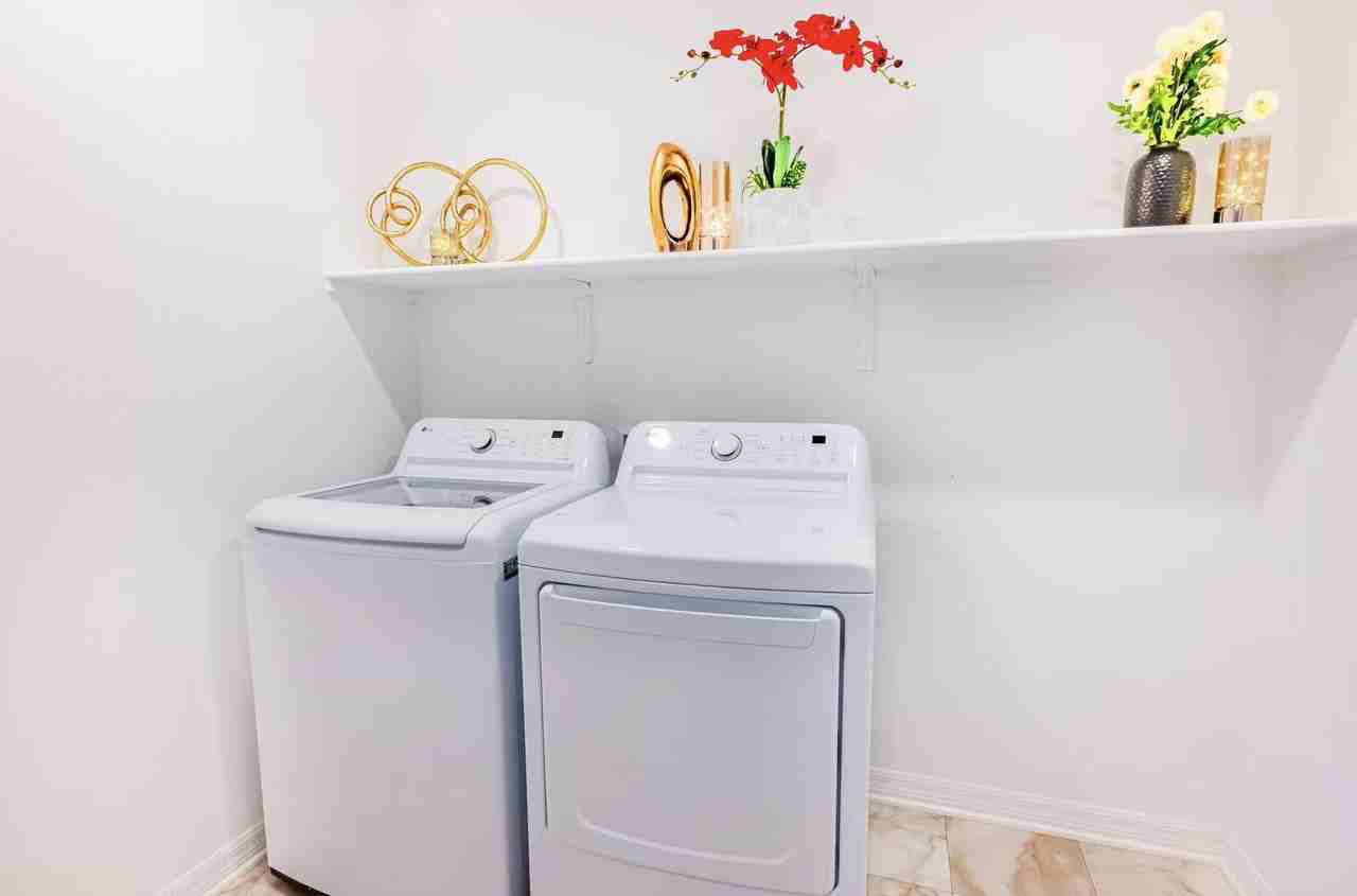 Digby Fine St - Photo 3 of 11