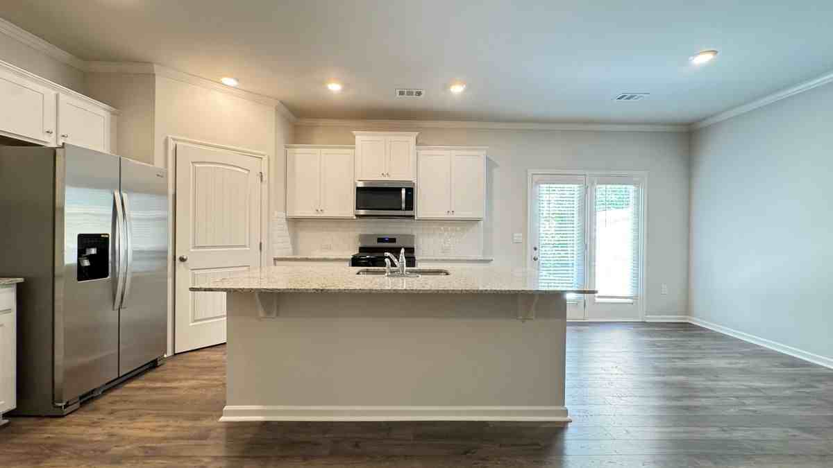 3190 Greyton Dr - Photo 3 of 24