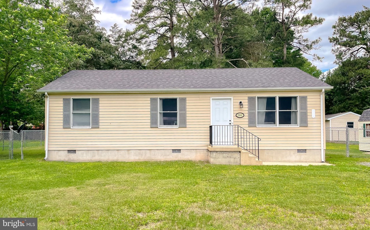 29841 Lee Rd - Photo 3 of 50