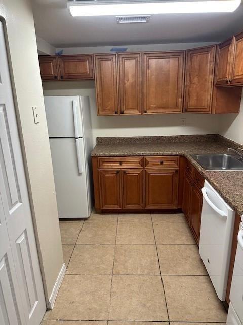 411 Executive Center Dr - Photo 4 of 12