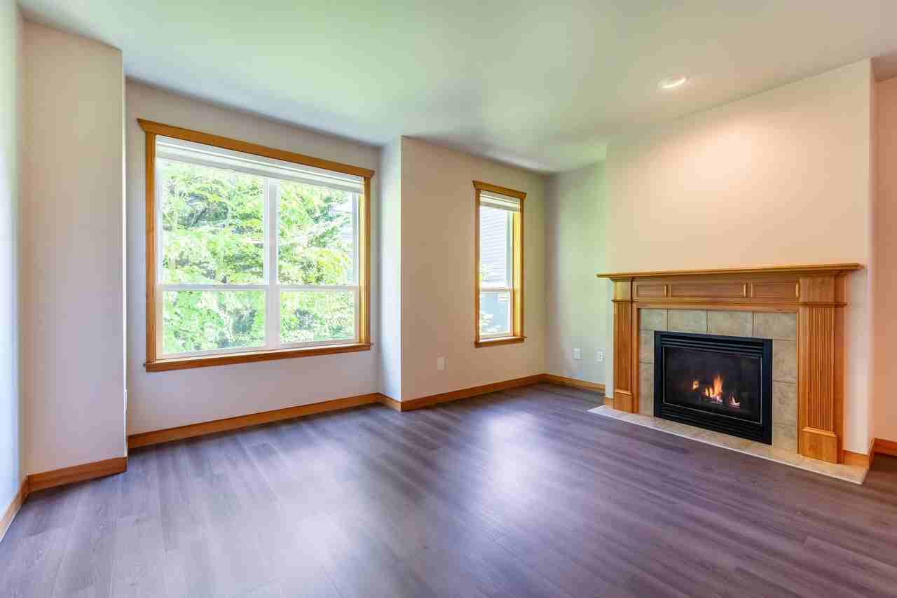 Pacific Pointe - Photo 4 of 36