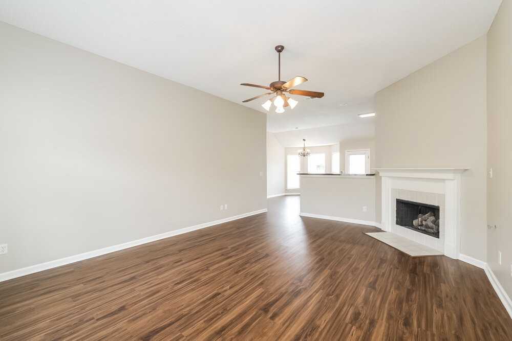 13268 Sandbourne S - Photo 4 of 17