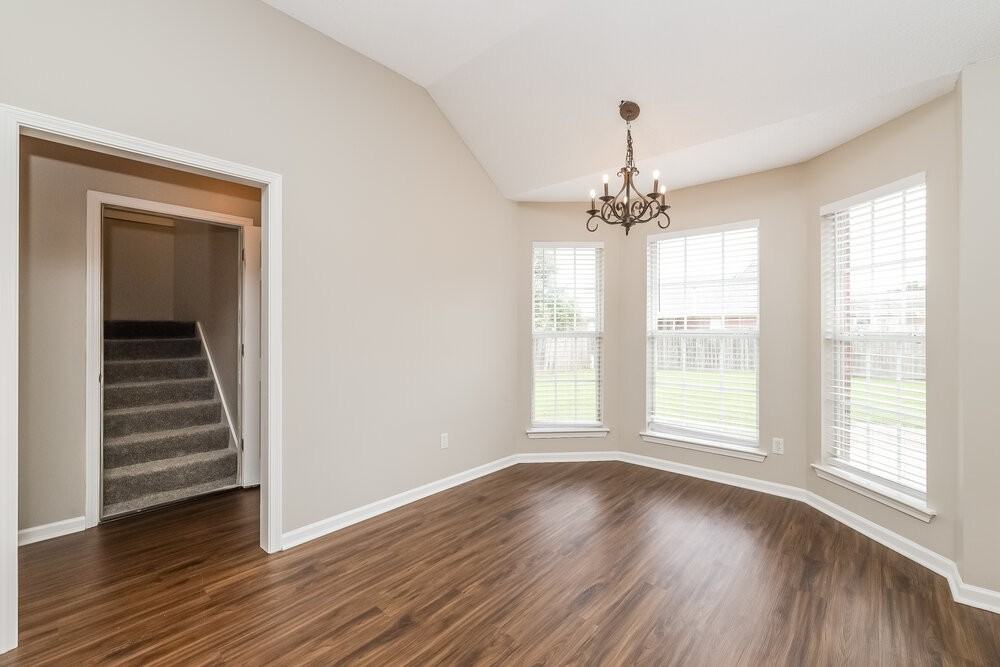 13268 Sandbourne S - Photo 6 of 17