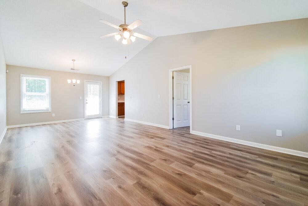 761 Woodwind Dr - Photo 3 of 16