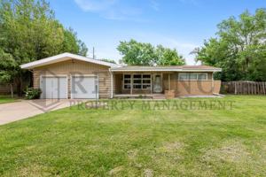 featured image of 614 N Brownthrush Ln