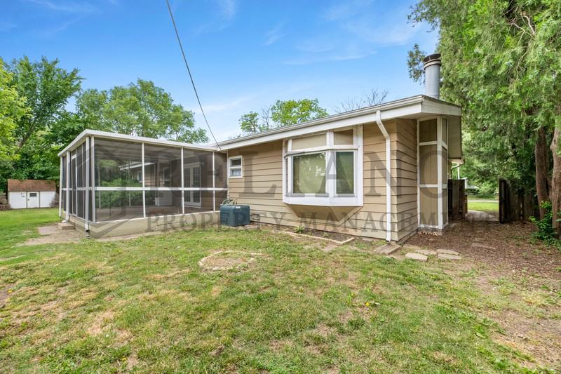614 N Brownthrush Ln - Photo 4 of 34