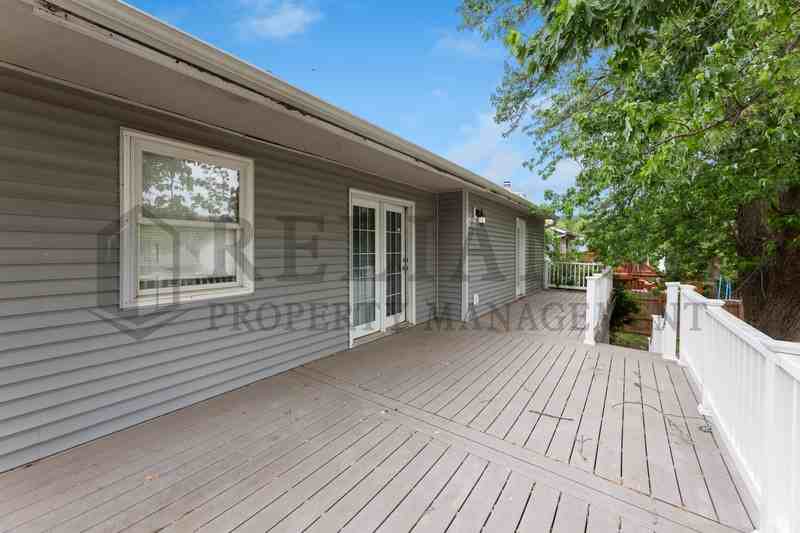 2021 S Flynn St - Photo 2 of 26