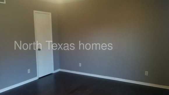 209 N St Johns Dr - Photo 2 of 19