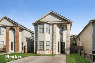 3007 La Estancia Ln - Photo 1 of 1
