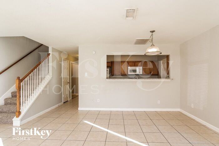 3007 La Estancia Ln - Photo 3 of 15