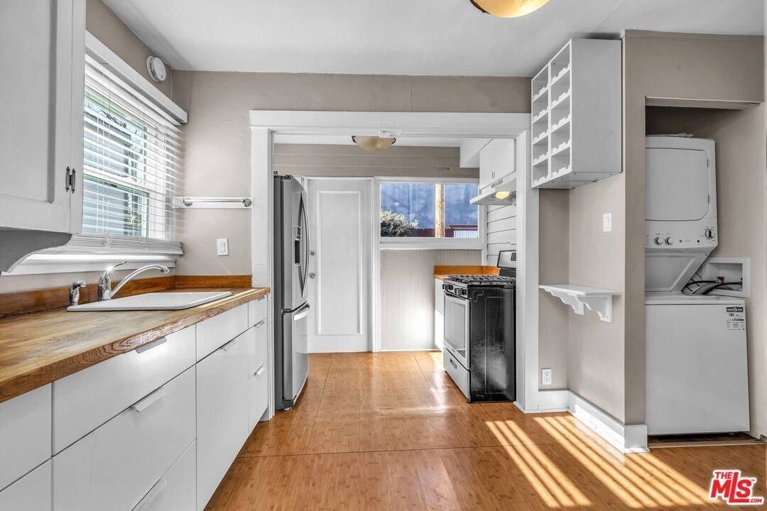 609 1/2 Milwood Ave #NA - Photo 2 of 15