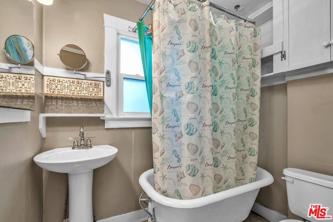 609 1/2 Milwood Ave #NA - Photo 6 of 15