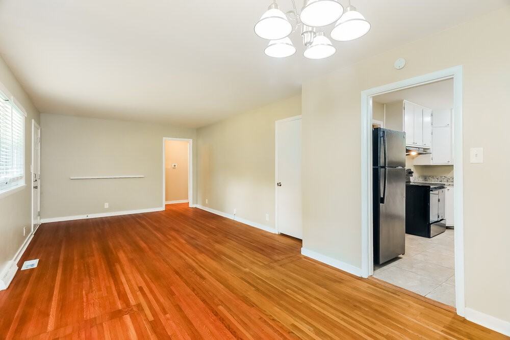 1108 Sherwood Forest Dr - Photo 6 of 16