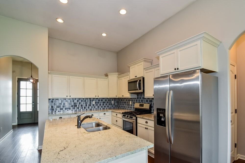 430 Hidden Meadows Cv - Photo 6 of 16