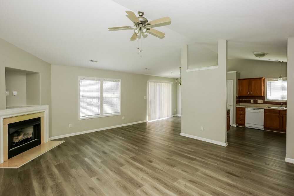 12705 Walking Stick Dr - Photo 5 of 16