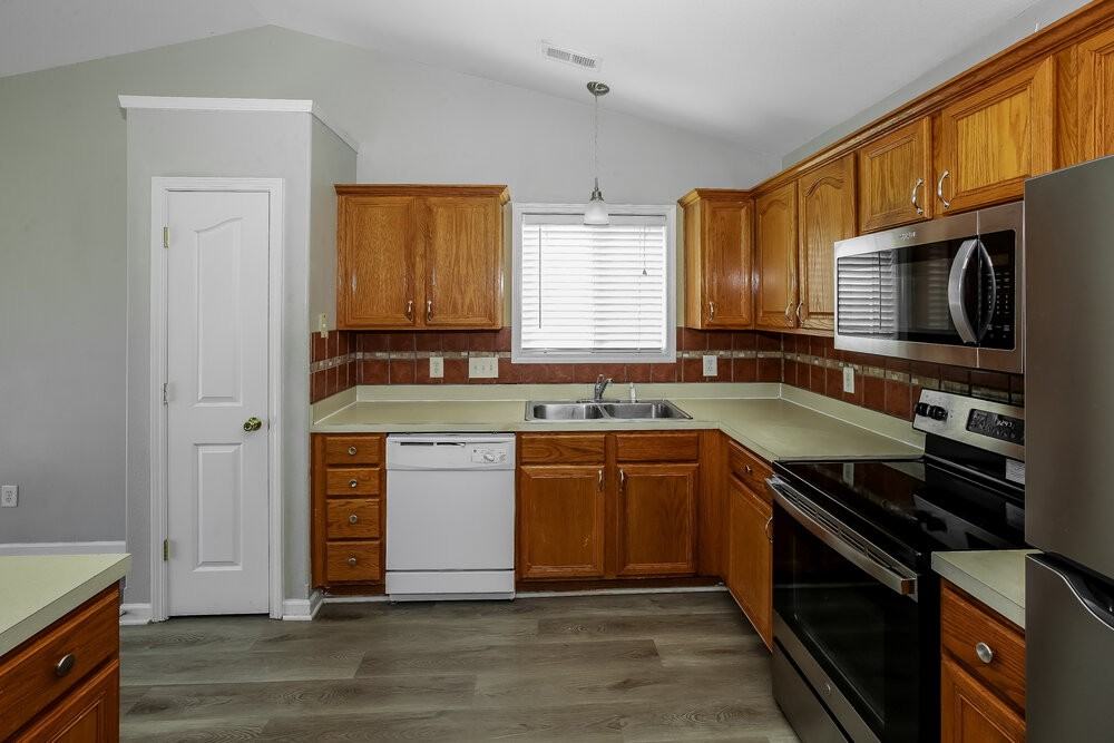 12705 Walking Stick Dr - Photo 7 of 16