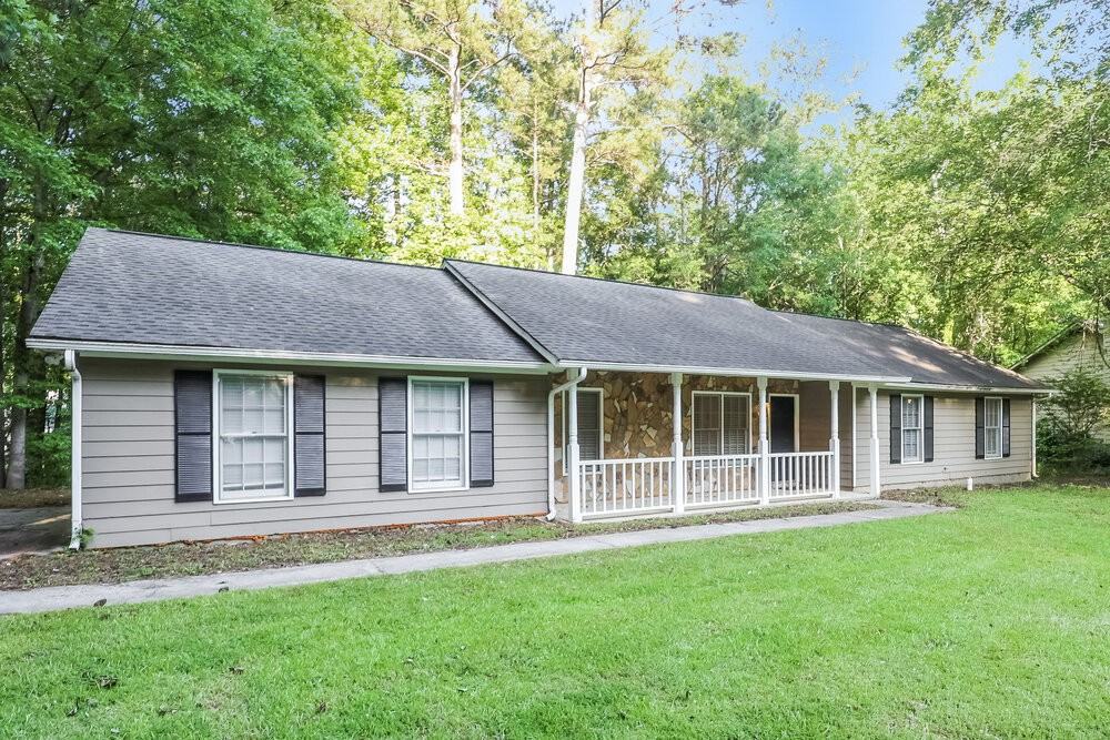 10916 Clearwater Dr - Photo 3 of 17