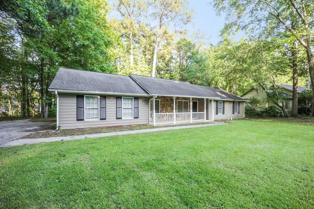 10916 Clearwater Dr - Photo 4 of 17