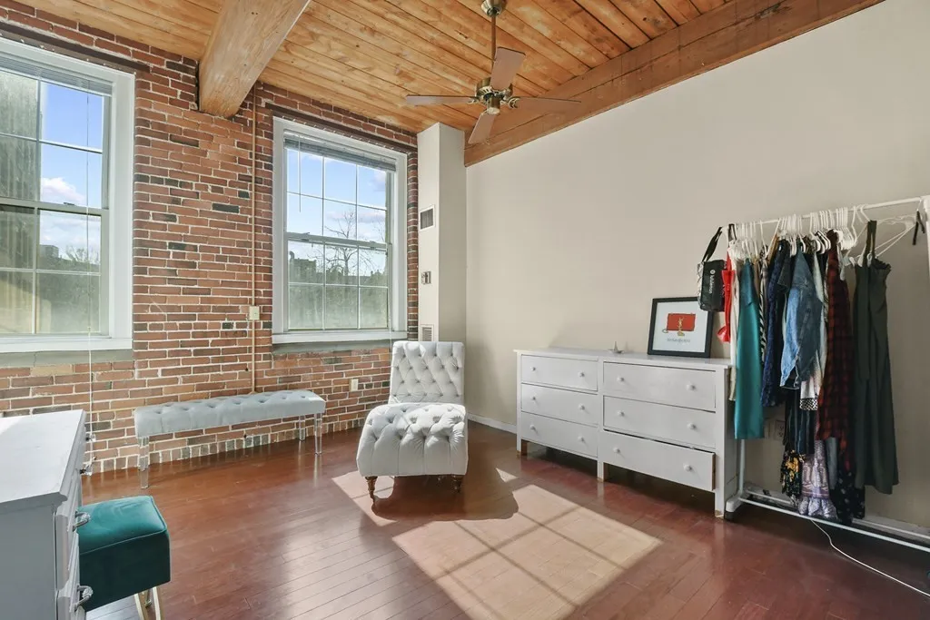 21 Wingate Street #202 - Photo 5 of 12