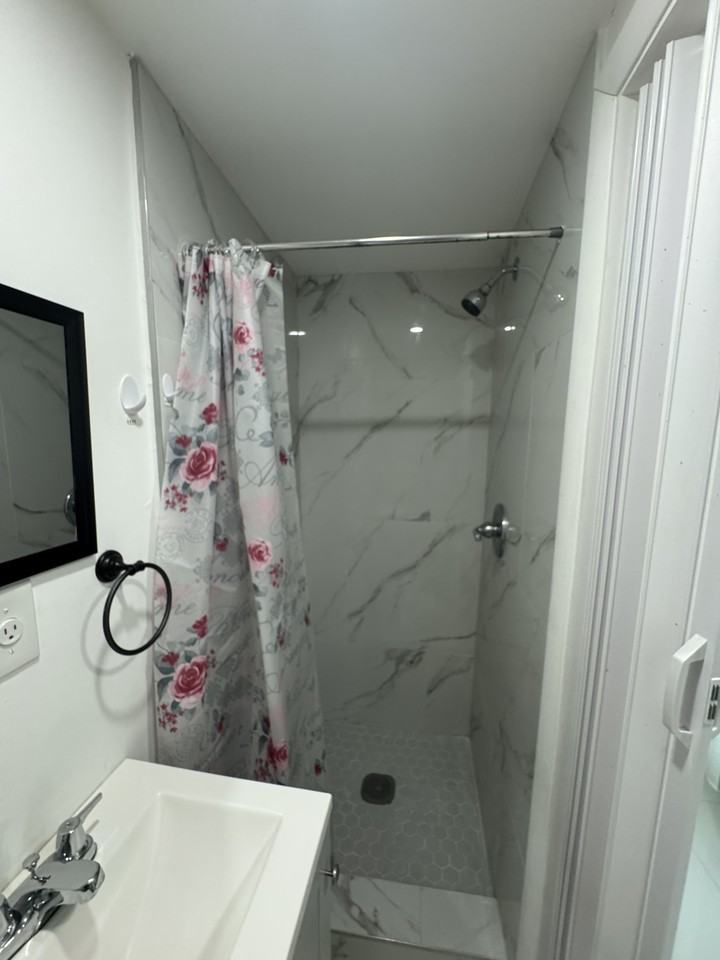 6242 Southwest 24th Street - Photo 2 of 15