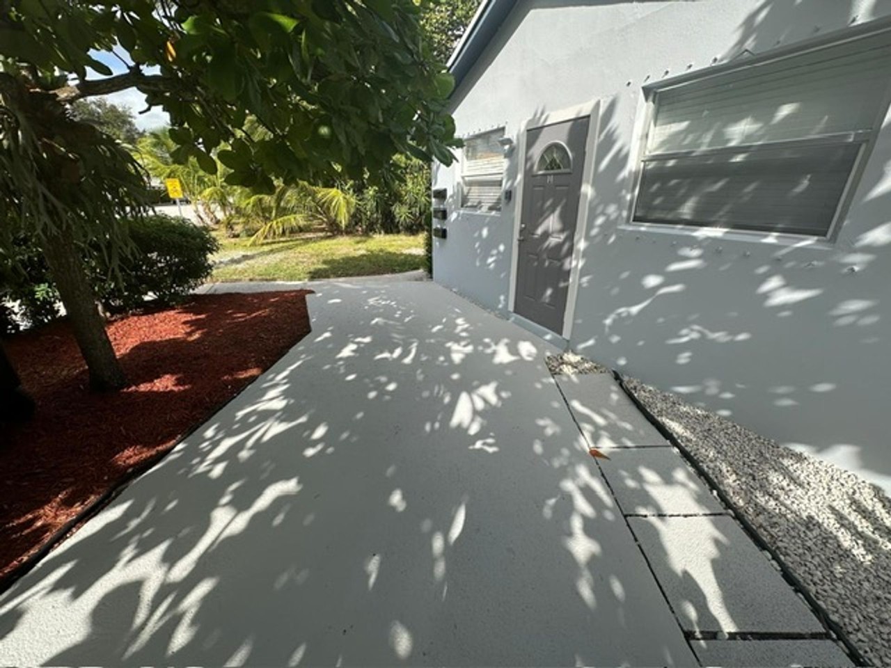 502 S K St Lake Worth, FL 33460 - Photo 4 of 6