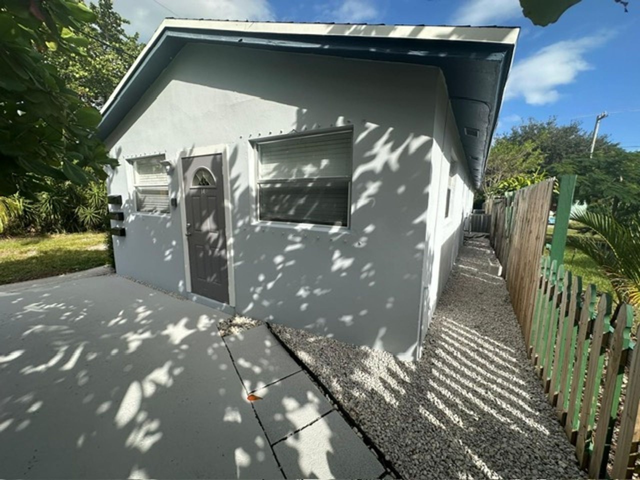 502 S K St Lake Worth, FL 33460 - Photo 5 of 6